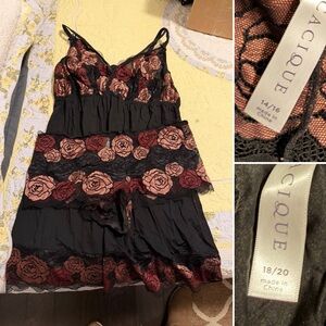 Cacique Black and Mauve Floral Lace Lingerie Set